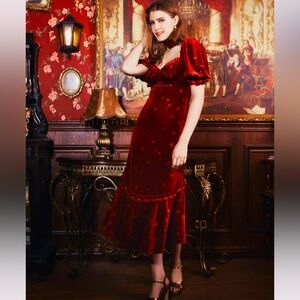 Winnie Embossed Velvet Midi Dress in Ruby Red